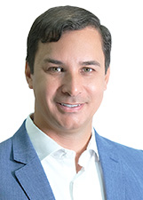 Pastor Carlos Eduardo
