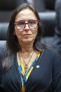 Claudia Araujo