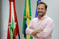 Adriano Silva