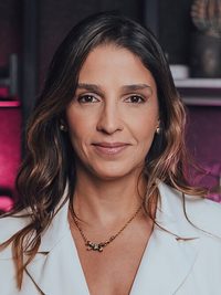Ana Carolina Oliveira