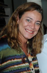 Dr. Fabíola Mansur